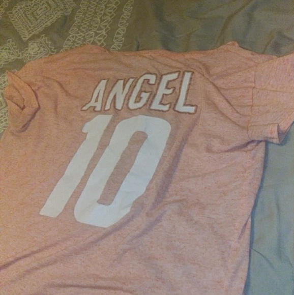 Victoria's secret light pink shirt - Picture 4 of 4